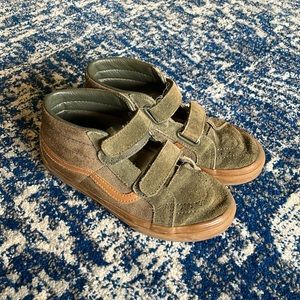 Boys Velcro High-top Vans Green Size 2